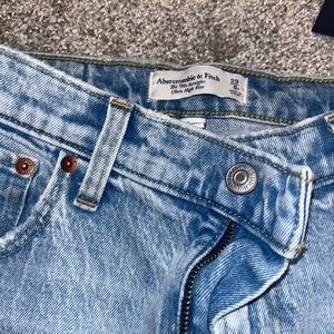 Abercrombie 90s Straight Ultra High Rise, Curve Love